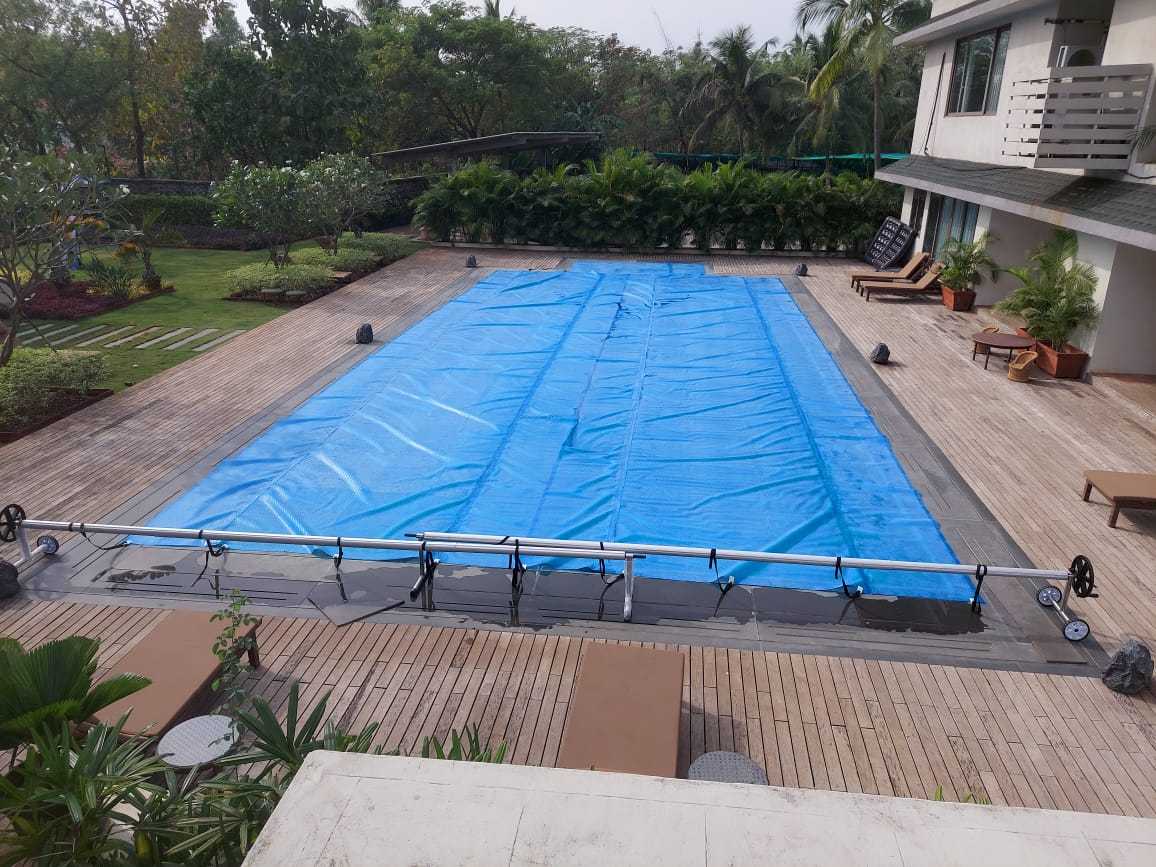 Polco Swimming pool covers - Polco Bubble Pool Covers | UV Resistant, Heat Retention & Durable Pool Protection